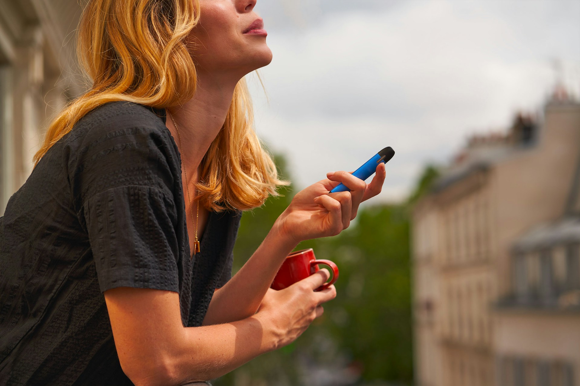 Do You Know How to Vape Properly Without Coughing? Try These Techniques